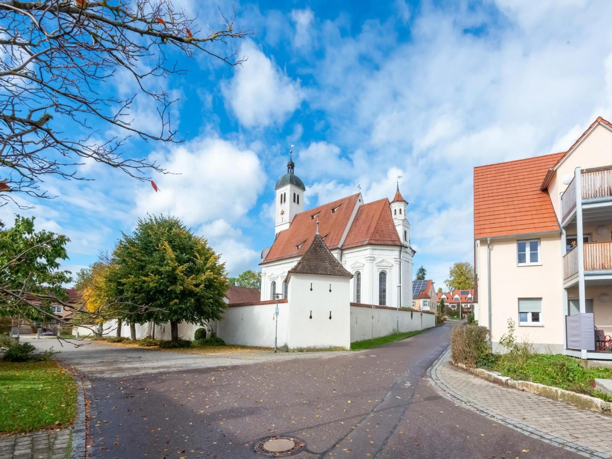 Lovely Holiday Home In Haunsheim Exterior photo